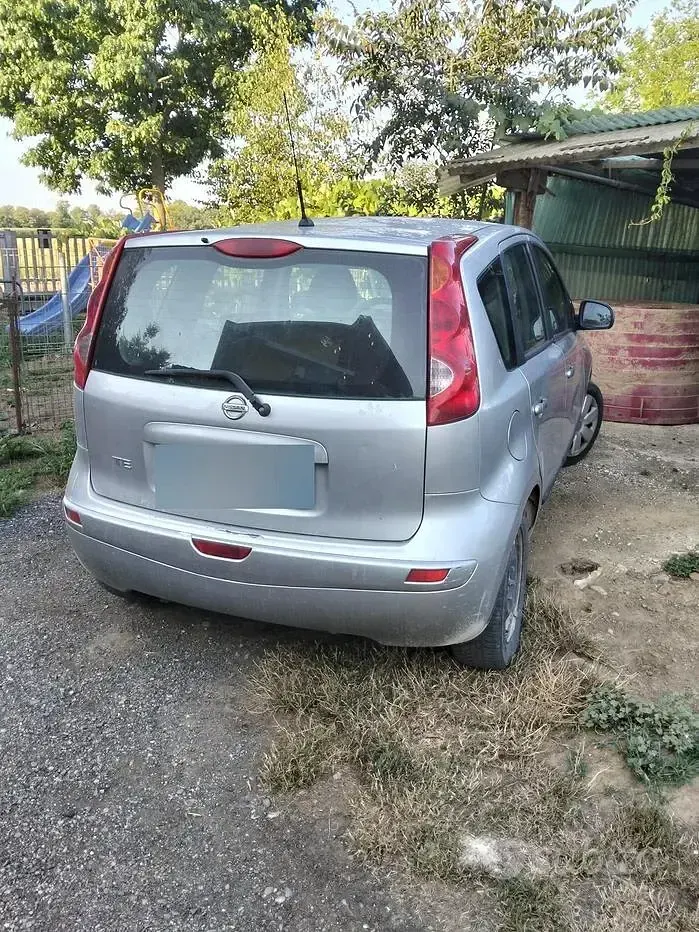 Usata Nissan Note 88 CV (64 kW) 2008 Grigio Utilitaria