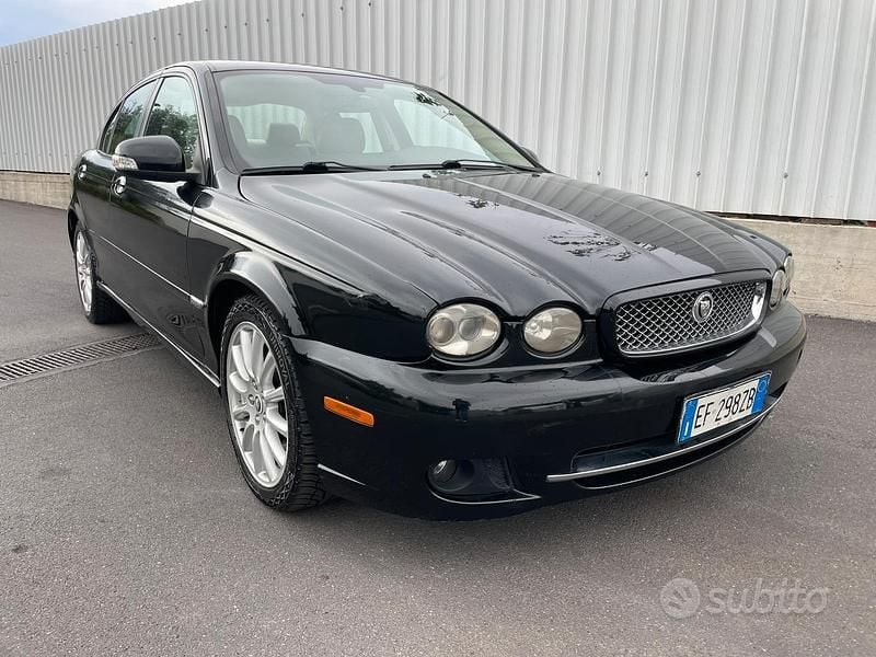 Usata Jaguar X-type 2011 Nero Berlina