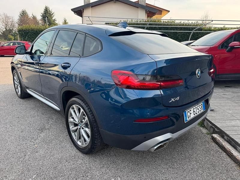 Usata BMW X4 190 CV (139 kW) 2022 Blu SUV