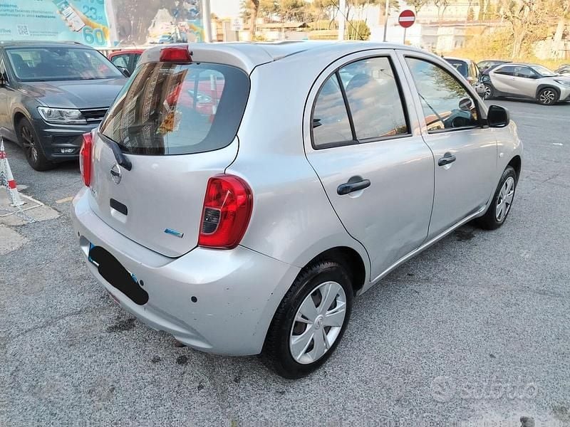 Usata Nissan Micra Tekna 80 CV (58 kW) 2014 Grigio Utilitaria