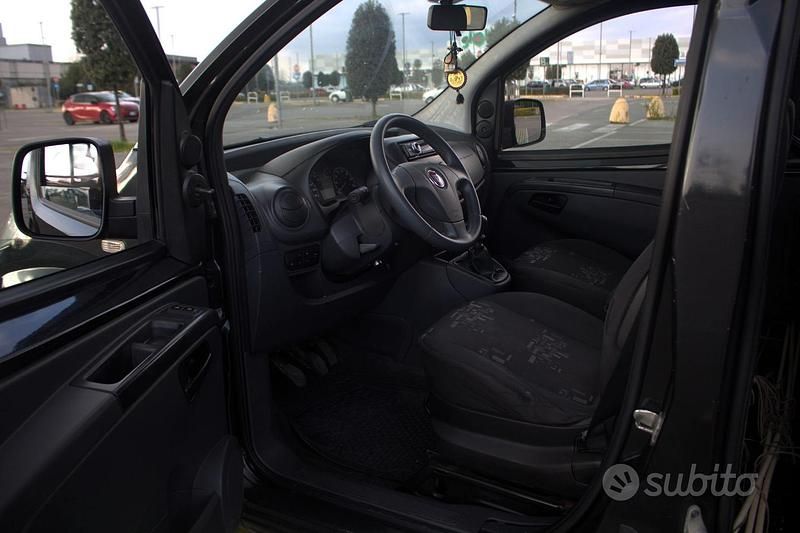 Usata Fiat Qubo Trekking 77 CV (56 kW) 2010 Nero Monovolume