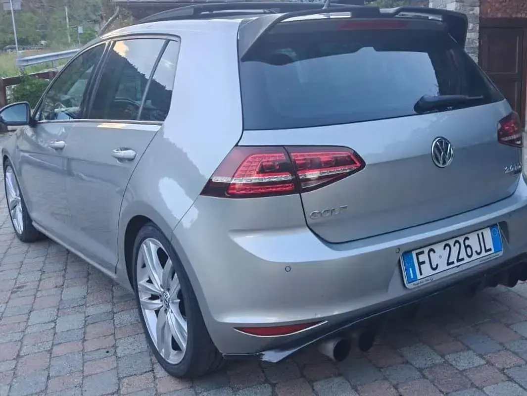 Usata VW Golf VII 150 CV (110 kW) 2016 Argento Berlina
