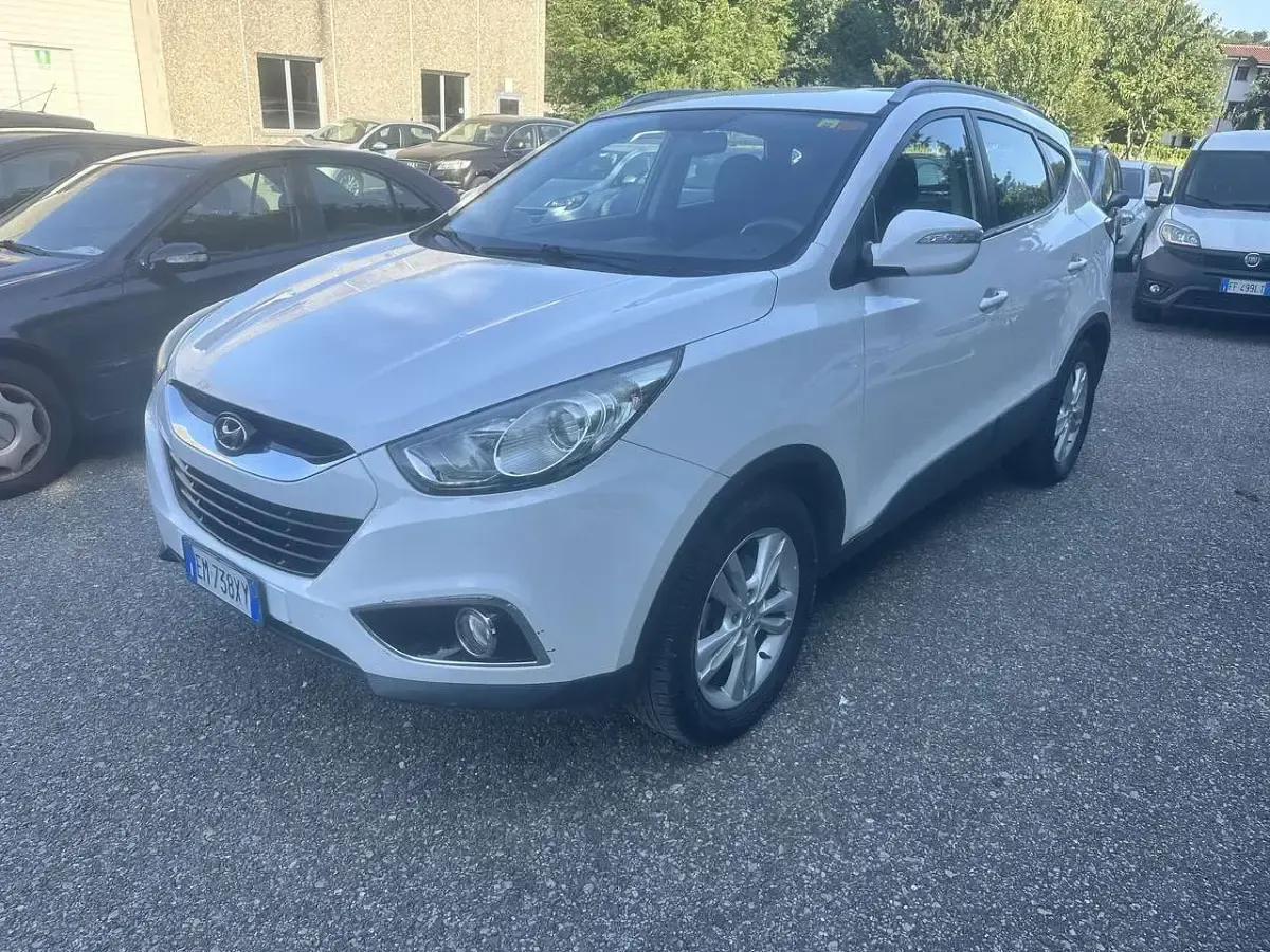 Usata Hyundai ix35 Comfort 135 CV (99 kW) 2012 Bianco SUV