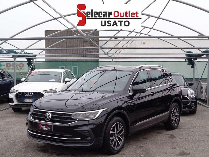 Nero Usata 2021 VW Tiguan Life SUV | 20.900 € (Super prezzo) - Immagine 1/4