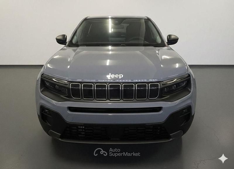 Nuova Jeep Avenger Longitude Plus 110 CV (80 kW) 2025 Gray SUV