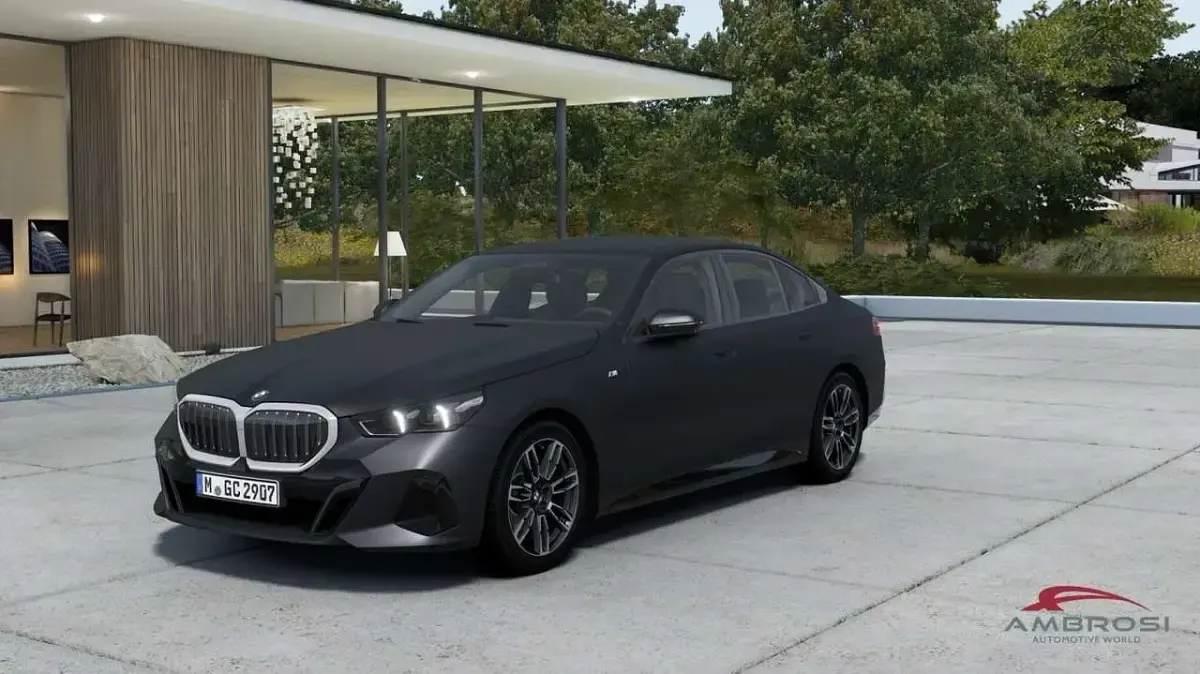 Usata BMW 520 M Sport 190 CV (139 kW) 2025 Berlina