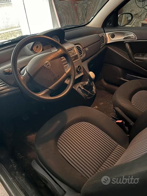 Usata Lancia Ypsilon 60 CV (44 kW) 2008 Utilitaria