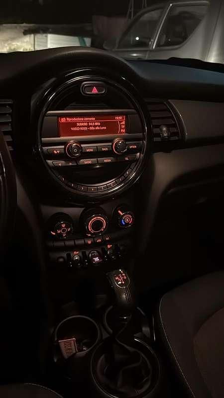 Usata Mini Cooper D 116 CV (85 kW) 2017 Utilitaria