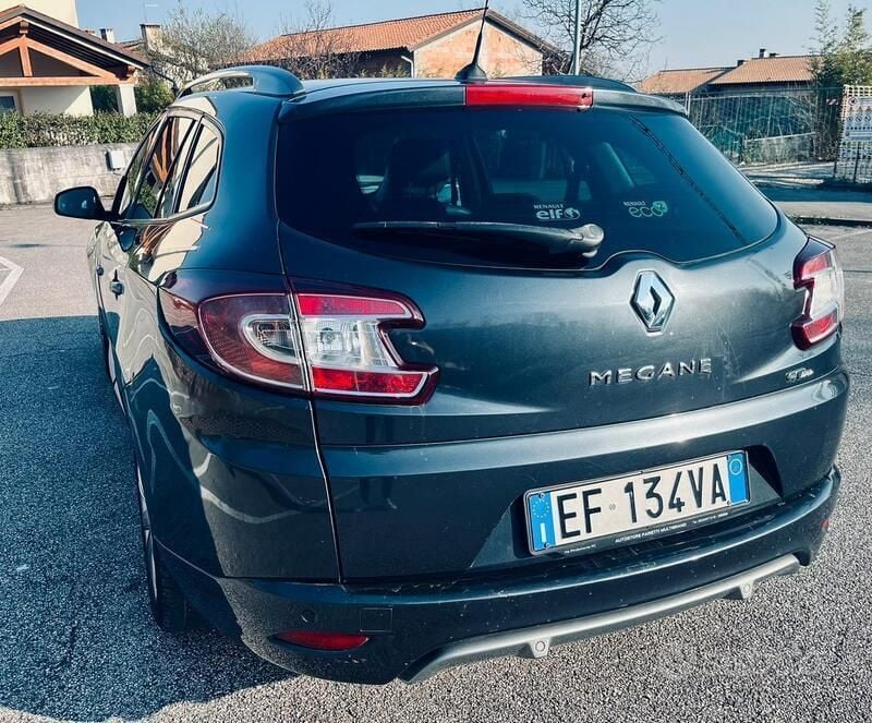 Usata 2011 Renault Mégane GT Line GT-Line Station wagon | 3000 € (Buon prezzo) - Immagine 1/4