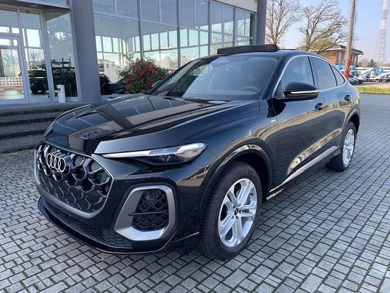 Nuova Audi Q5 Sportback S-Line 204 CV (150 kW) 2025 Nero mythos SUV