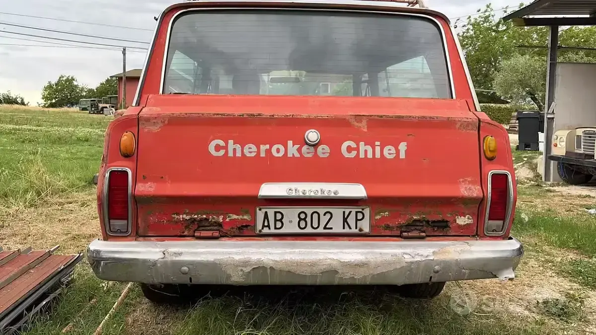 Usata Jeep Cherokee 1970 Rosso SUV