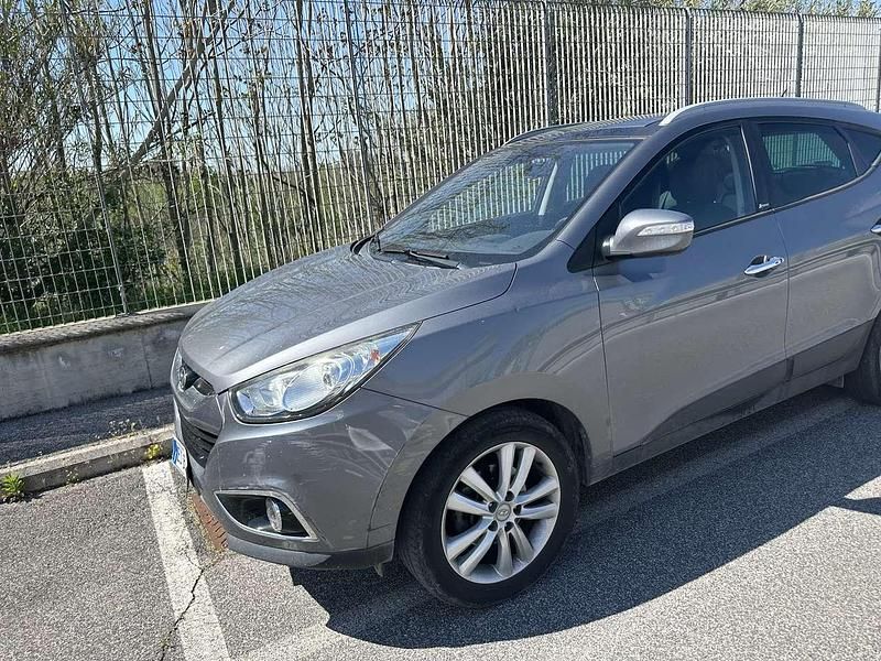 Usata Hyundai ix35 Xpossible 116 CV (85 kW) 2013 Grigio SUV
