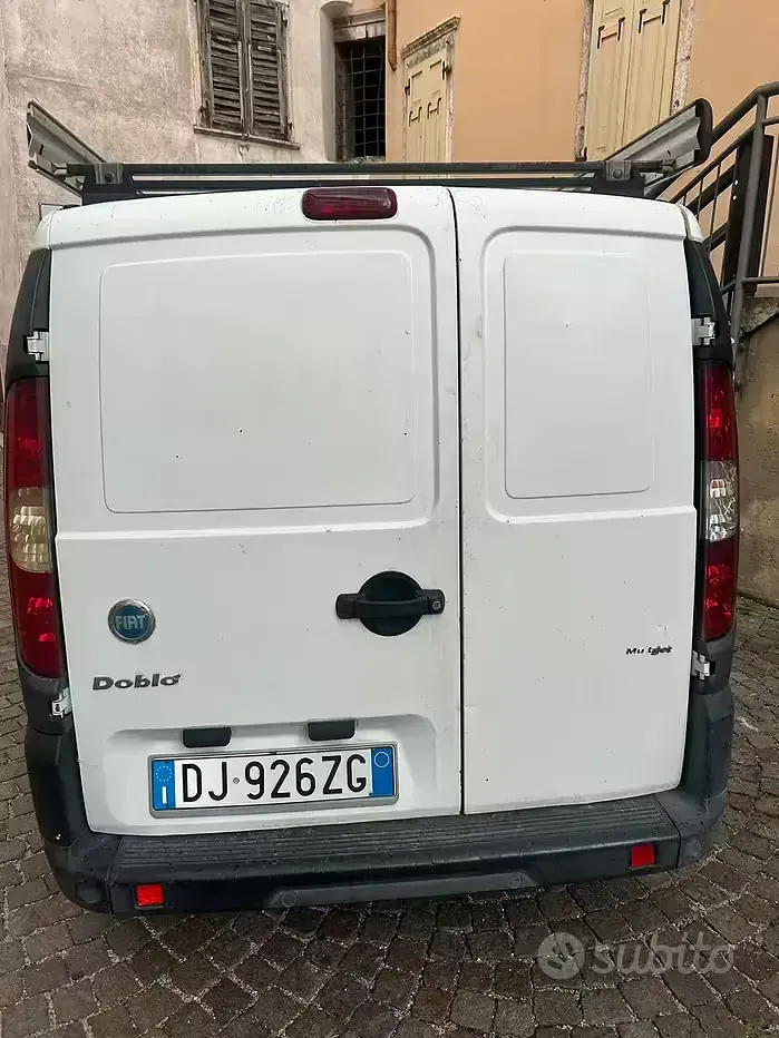 Usata Fiat Doblò 75 CV (55 kW) 2008 Monovolume