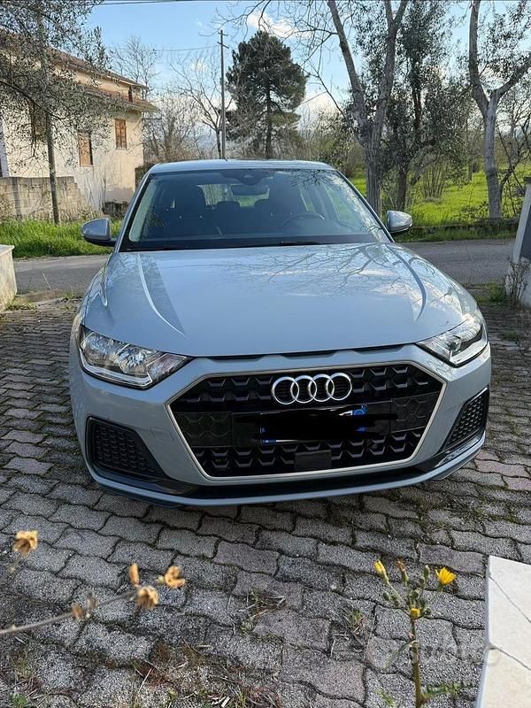 Usata Audi A1 Sportback 110 CV (80 kW) 2021 Grigio Utilitaria