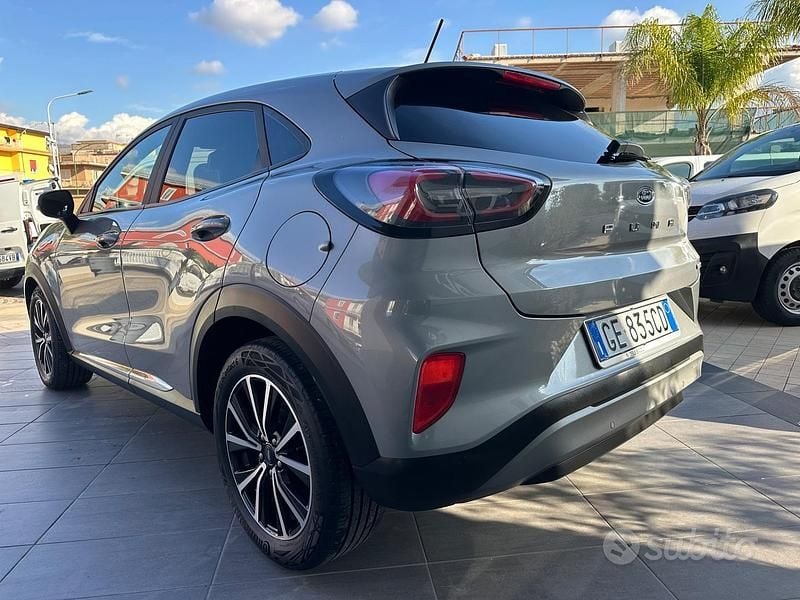 Usata Ford Puma Titanium 125 CV (91 kW) 2021 Grigio Station wagon