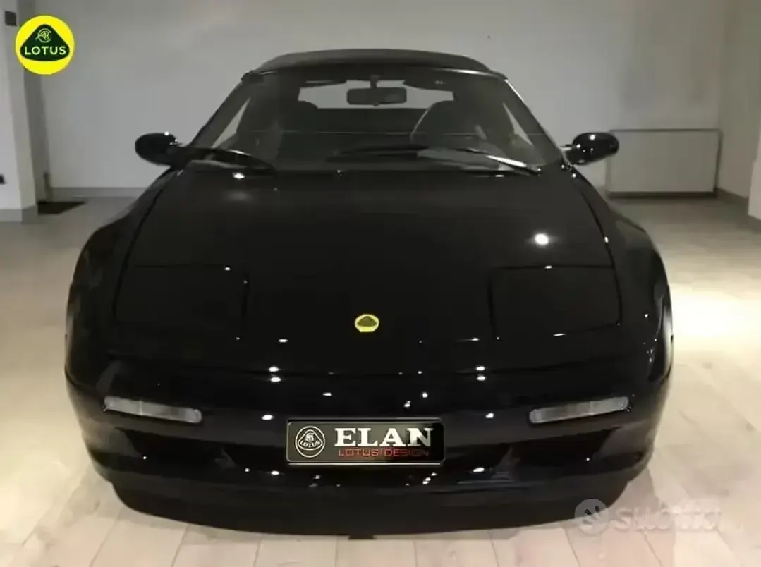 Usata Lotus Elan 158 CV (116 kW) 1992 Nero Cabrio