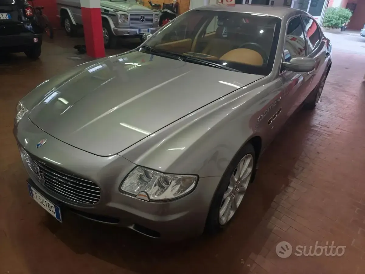 Usata Maserati Quattroporte 400 CV (294 kW) 2005 Grigio Berlina