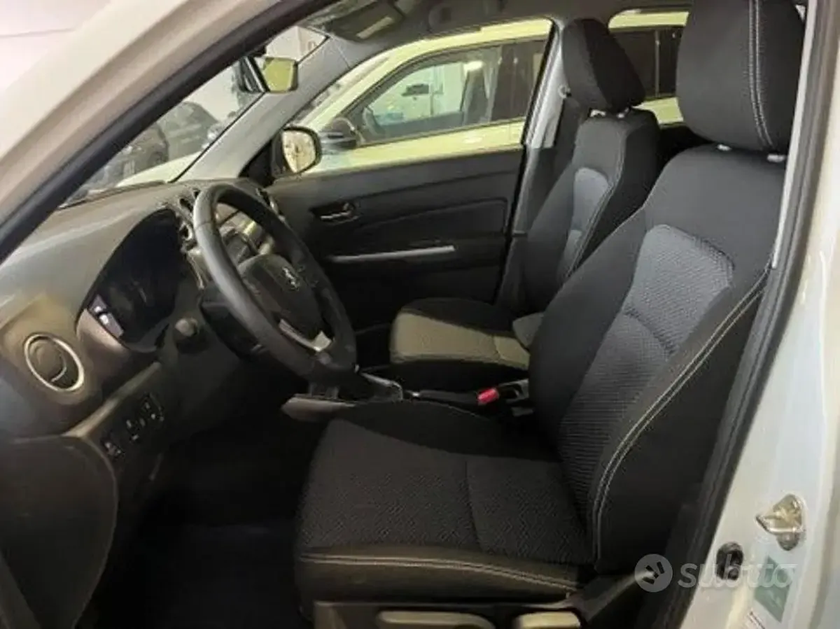 Nuova Suzuki Vitara Cool 110 CV (80 kW) 2026 Bianco SUV