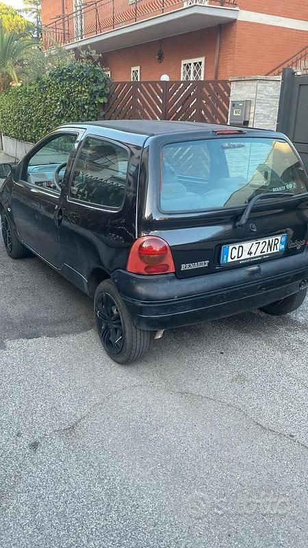 Usata Renault Twingo 58 CV (42 kW) 2002 Nero Utilitaria