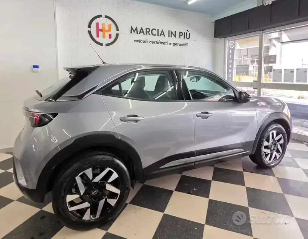 Usata Opel Mokka Elegance 110 CV (80 kW) 2023 Grigio SUV