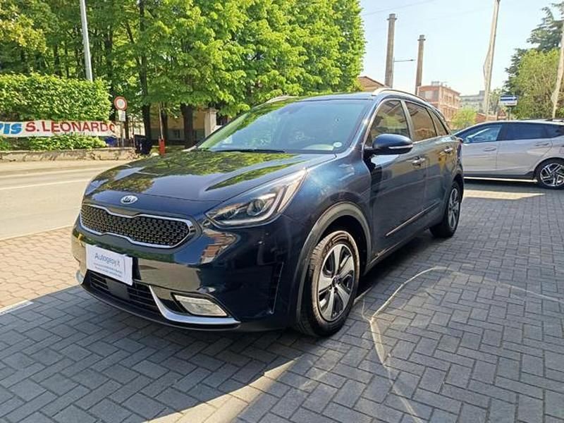 Usata Kia Niro Style 141 CV (103 kW) 2019 Blu SUV