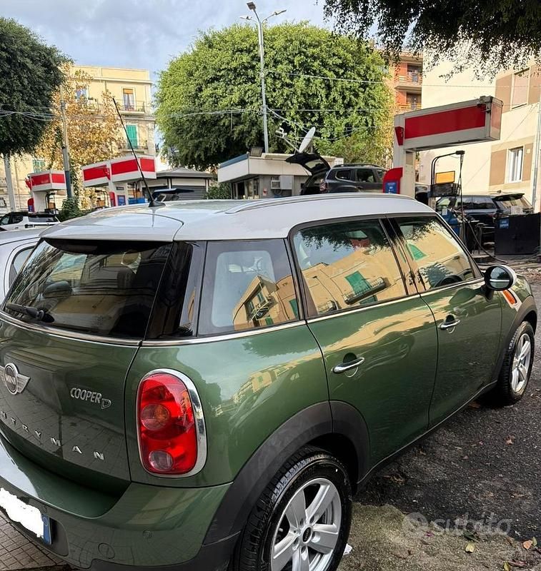 Usata Mini Cooper D Countryman 111 CV (81 kW) 2016 Verde SUV