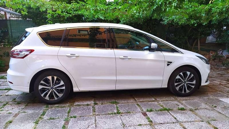 Usata Ford S-MAX Business Edition 150 CV (110 kW) 2021 Monovolume