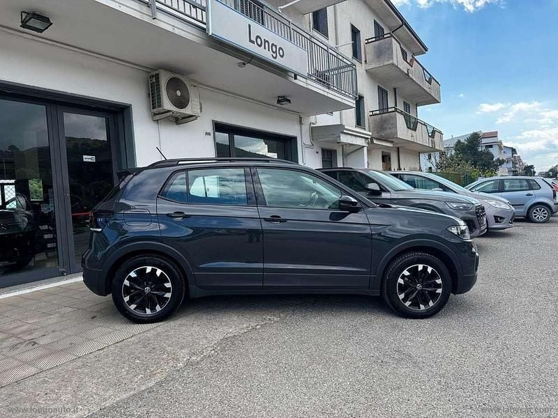 Usata VW T-Cross Life 95 CV (69 kW) 2021 Urano grey SUV