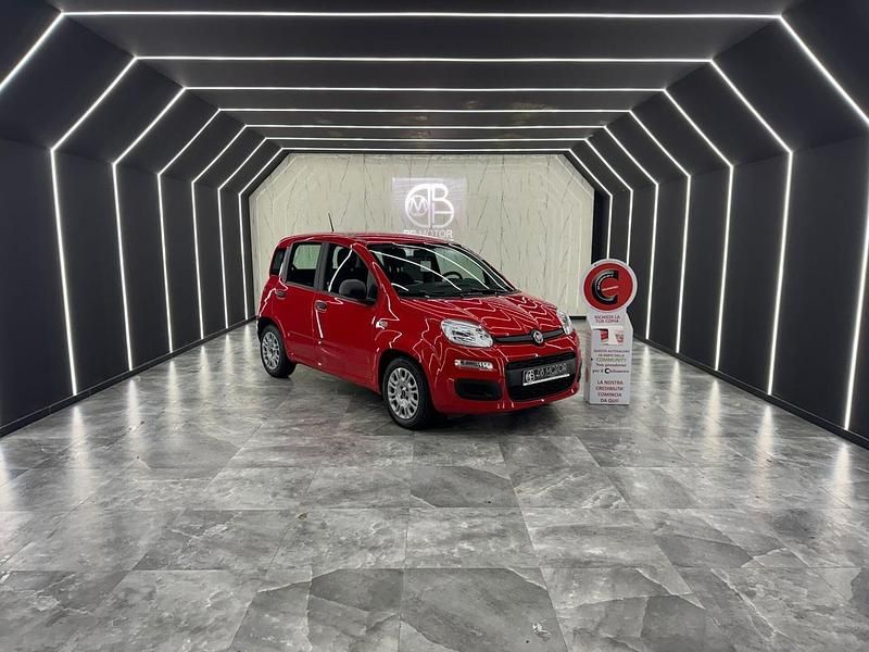 Usata Fiat Panda Connect 69 CV (50 kW) 2021 Rosso Utilitaria