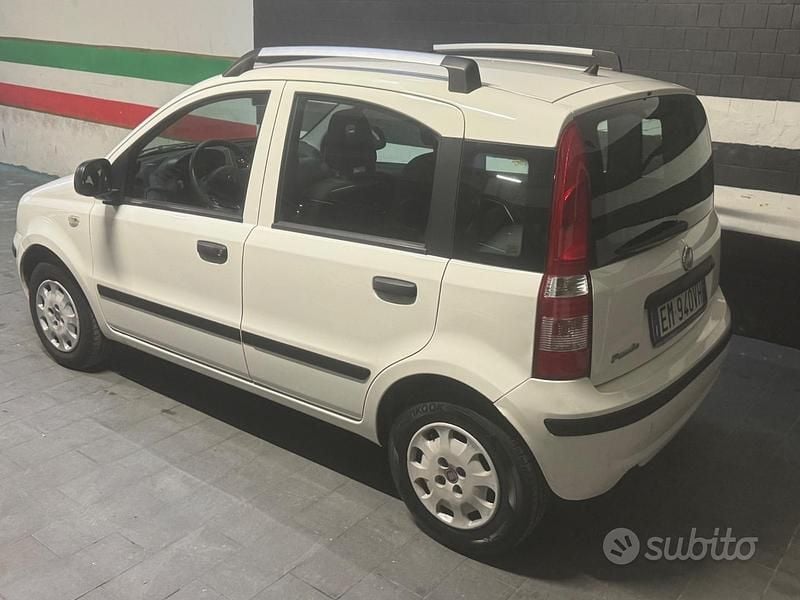 Usata Fiat Panda Emotion 75 CV (55 kW) 2012 Bianco Utilitaria