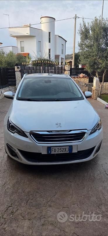 Usata Peugeot 308 Allure 120 CV (88 kW) 2015 Bianco Station wagon