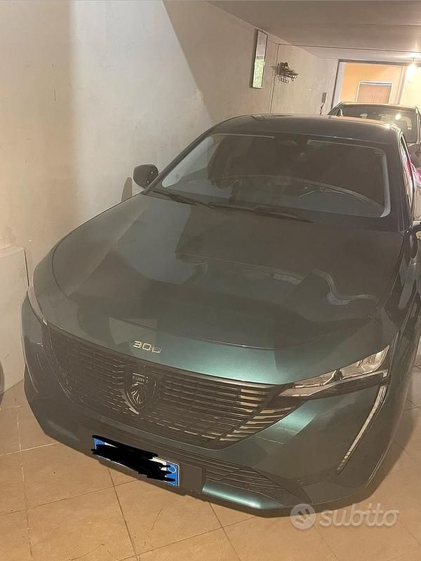 Usata Peugeot 308 SW 131 CV (96 kW) 2022 Station wagon