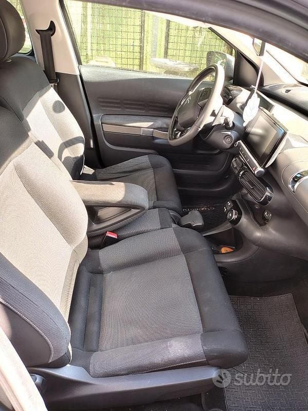 Usata Citroën C4 Cactus 92 CV (67 kW) 2015 Utilitaria