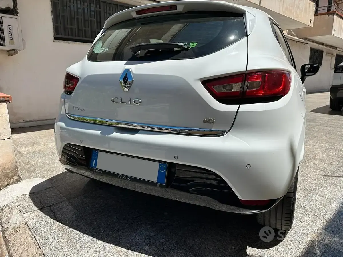 Usata Renault Clio 90 CV (66 kW) 2016 Bianco Utilitaria