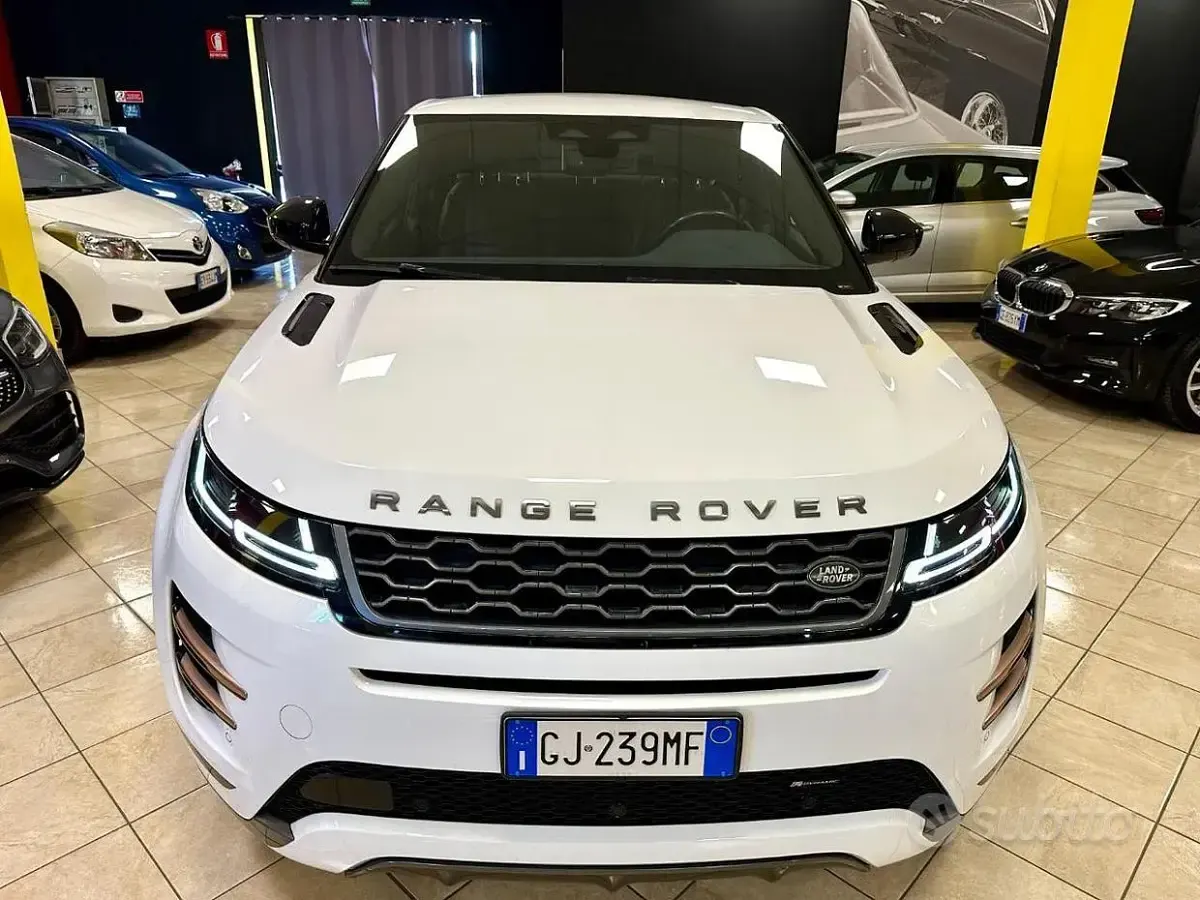 Usata Land Rover Range Rover evoque 204 CV (150 kW) 2022 Bianco SUV