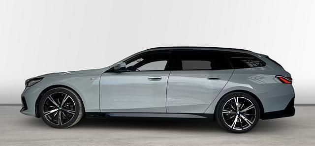 Usata BMW 520 M Sport 197 CV (144 kW) 2025 Grigio Station wagon