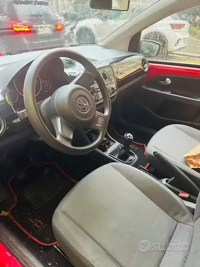 Usata VW up! 60 CV (44 kW) 2014 Utilitaria