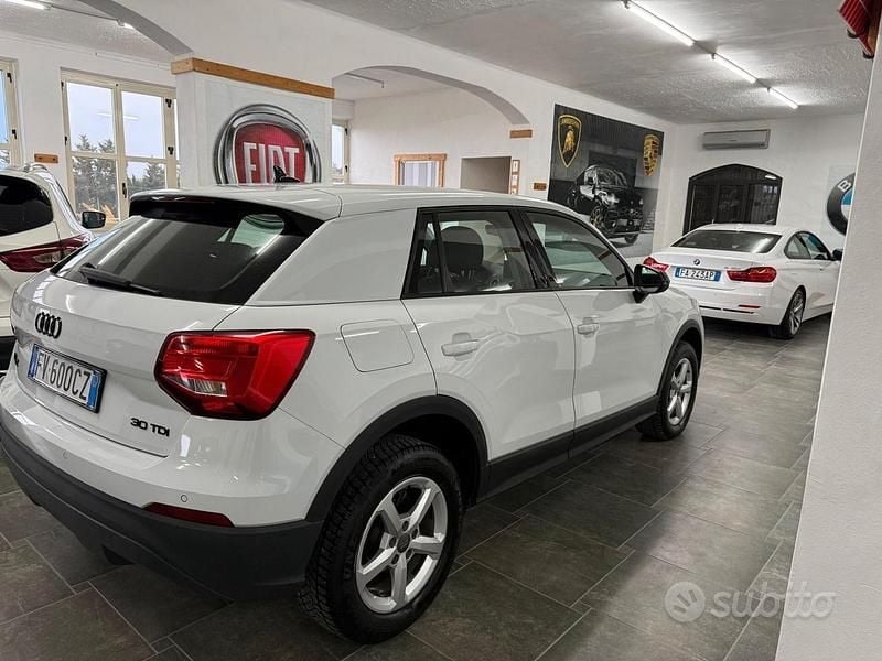 Usata Audi Q2 Business 116 CV (85 kW) 2019 Bianco SUV