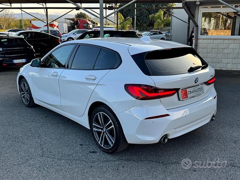 Usata BMW 118 Advantage 149 CV (109 kW) 2020 Bianco Utilitaria