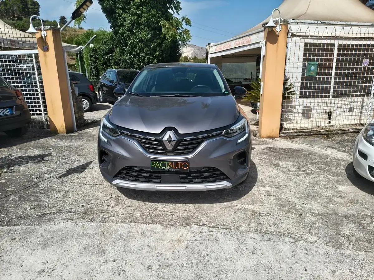 Usata Renault Captur Business 95 CV (69 kW) 2021 Grigio SUV