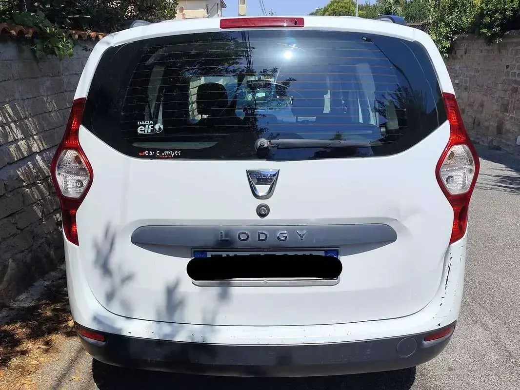 Usata Dacia Lodgy Lauréate 83 CV (61 kW) 2015 Bianco Monovolume