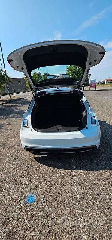 Usata Audi A1 Sportback S-Line 86 CV (63 kW) 2015 Bianco Utilitaria