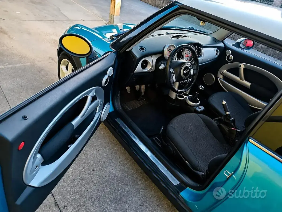 Usata Mini Cooper 116 CV (85 kW) 2004 Bluazzurro Utilitaria