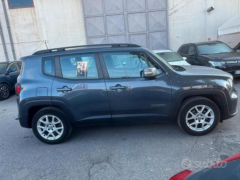 Usata Jeep Renegade Limited 130 CV (95 kW) 2025 Grigio SUV