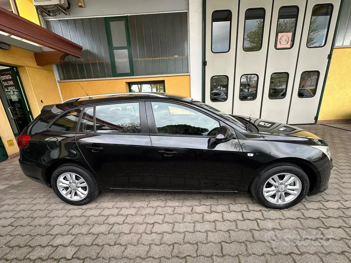 Usata Chevrolet Cruze LT 131 CV (96 kW) 2013 Nero Station wagon