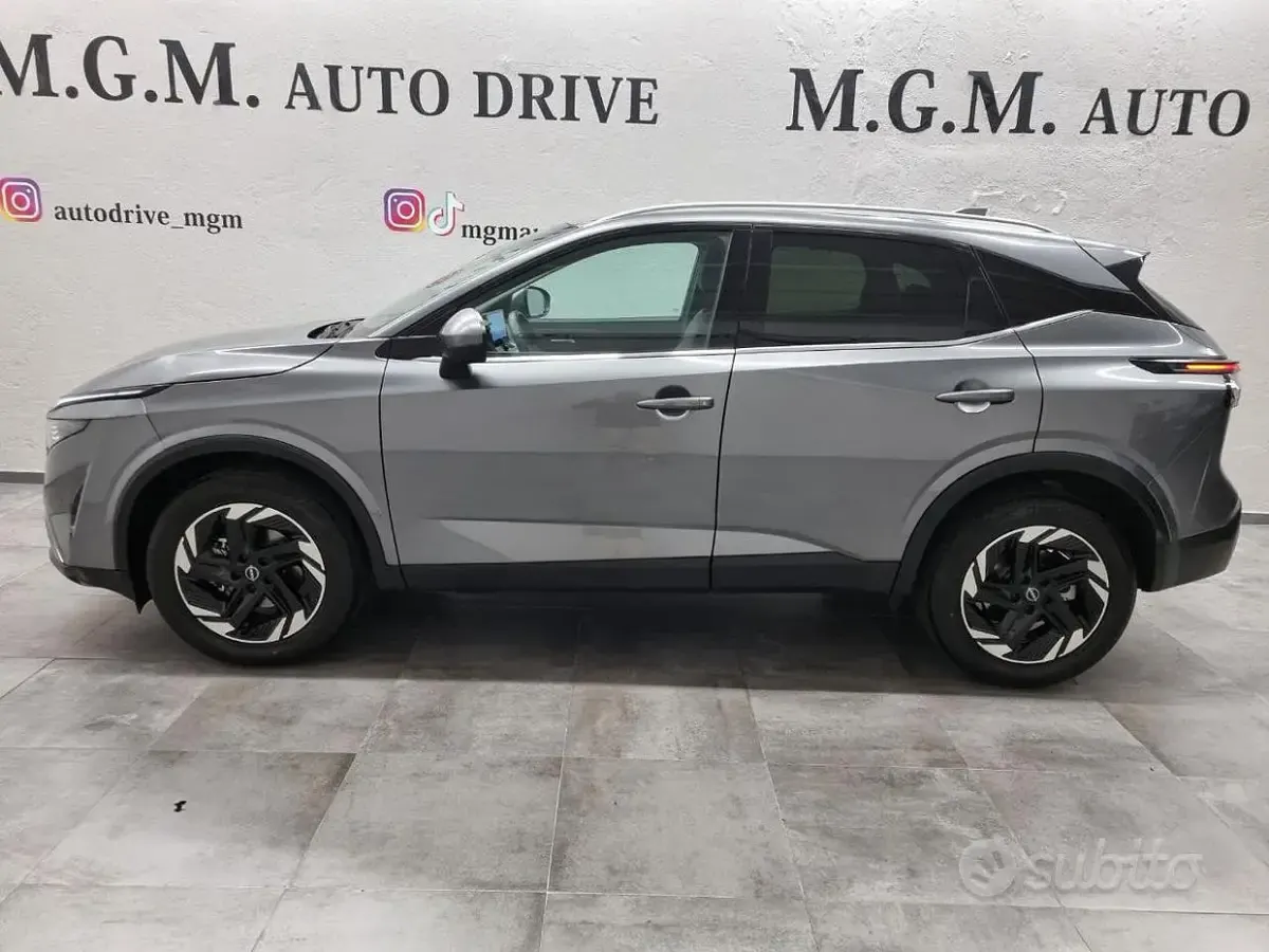 Nuova Nissan Qashqai N-Connecta 140 CV (102 kW) 2026 Grigio SUV