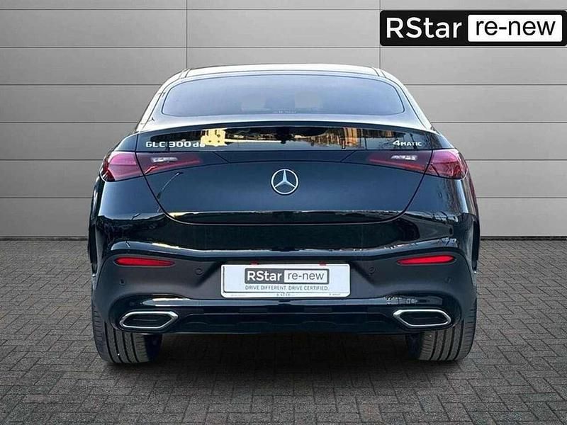 Nuova Mercedes GLC300e AMG Line Premium 333 CV (244 kW) 2025 Nero metallizzato Coupé