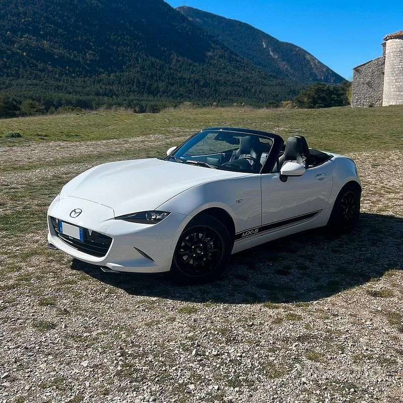 Usata Mazda MX5 Exceed 132 CV (97 kW) 2023 Bianco Cabrio
