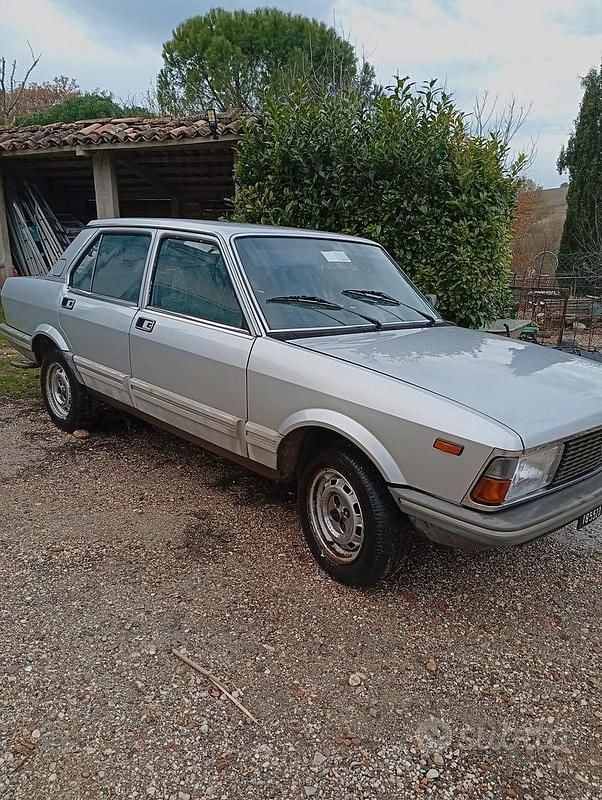 Käytetty Fiat Argenta 122 HP (89 kW) 1983 Harmaa Sedan