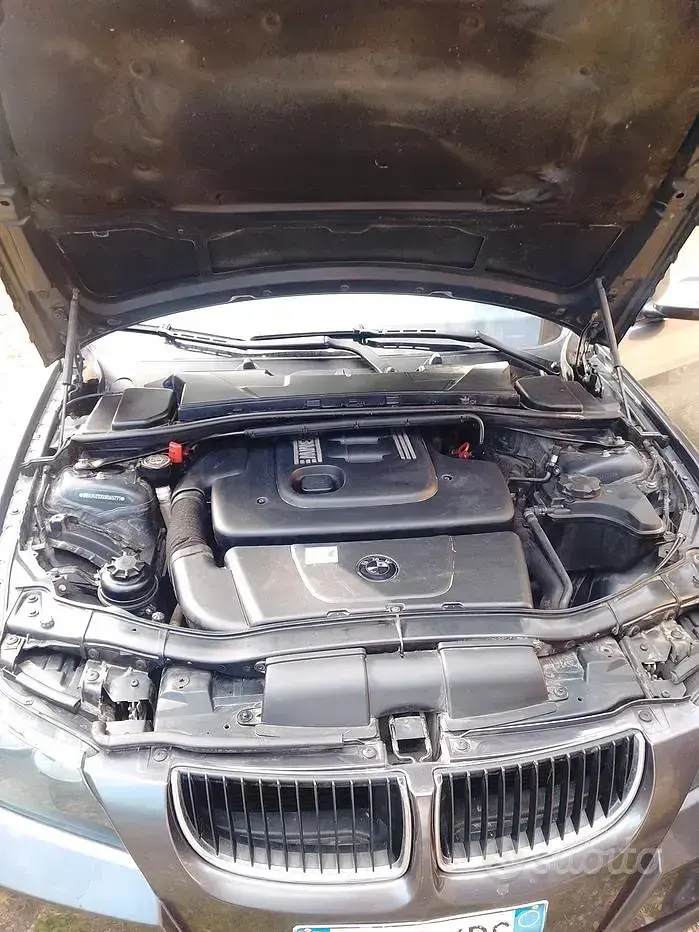 Usata BMW 320 177 CV (130 kW) 2007 Grigio Station wagon